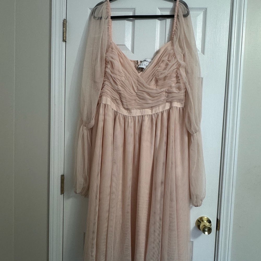 Elegant Blush Pink Chiffon Dress
